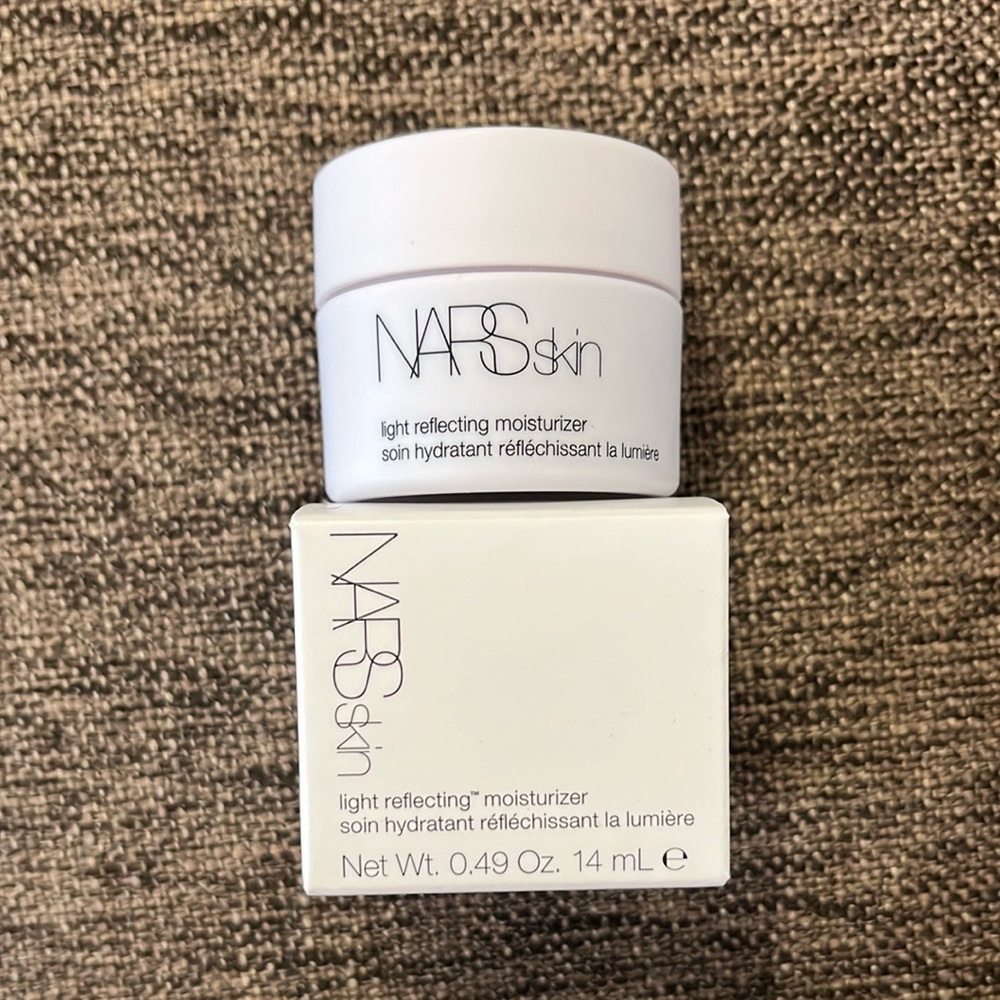 NARS Skin Light Reflecting Moisturizer 14ML/0.49 Oz Sample/Travel Size